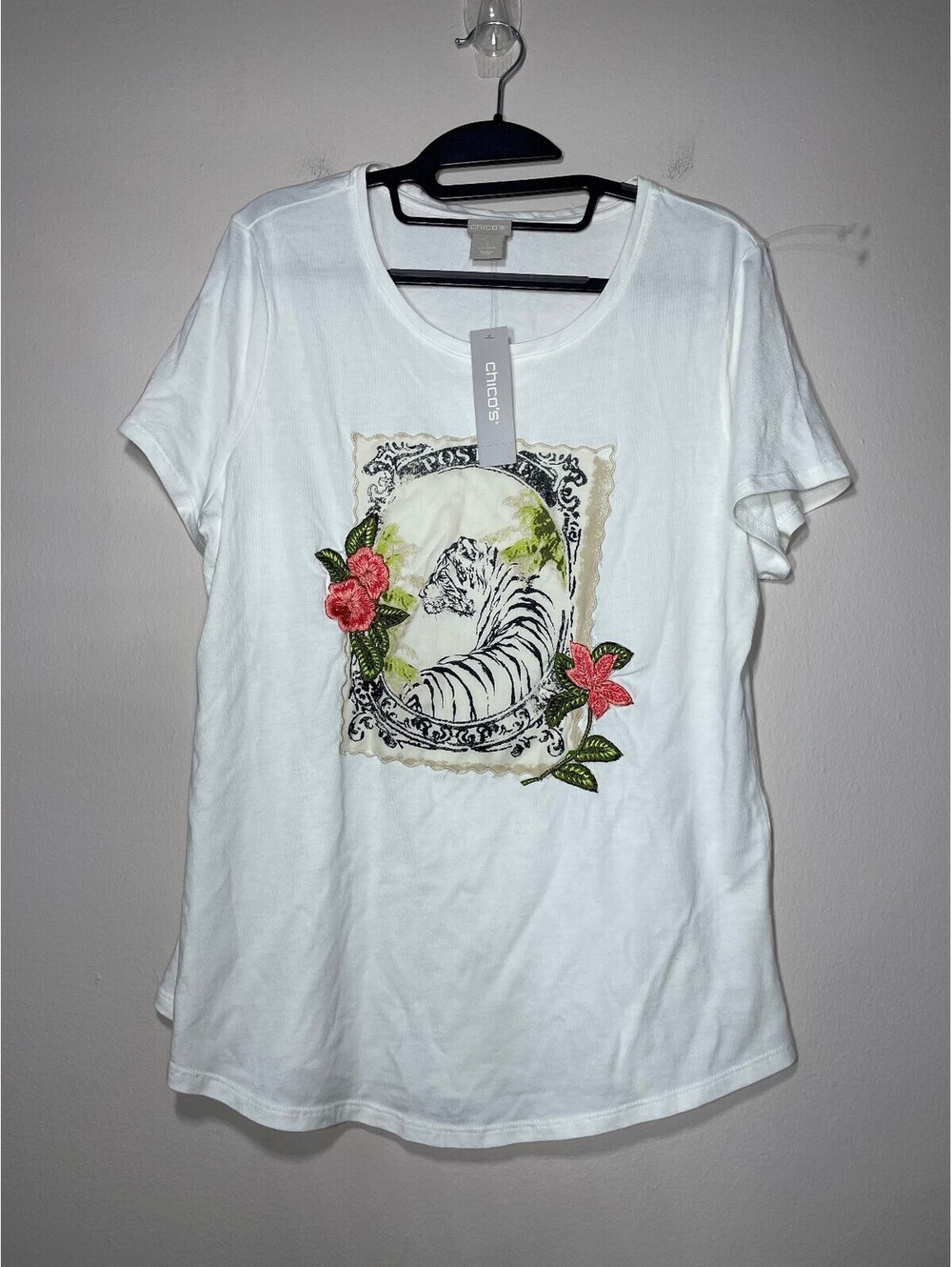 Chico's New White Tiger Graphic Tee Embroidered Top 1 (US M)